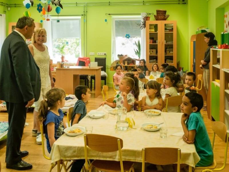 püspöki látogatás 7.jpg